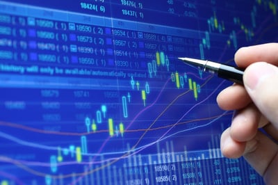 Un año de altas tasas de interés – Revisión y Perspectivas