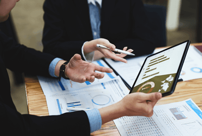 The Futures and Options Markets: The benefits and advantages of each